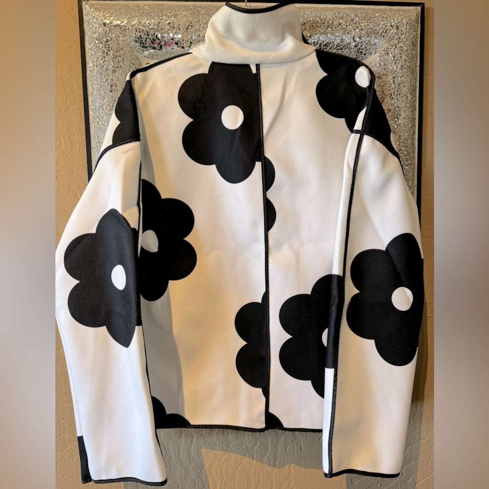 Lena Vie Black Daisy White Pull On Open Front Blazer Coat - Picture 9 of 11